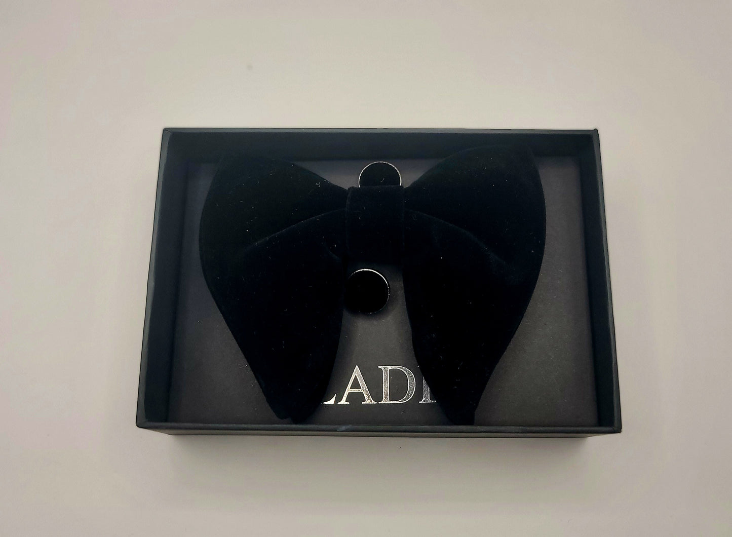 LADE Pre-Tied Velvet Bow  Tie-Men -Black