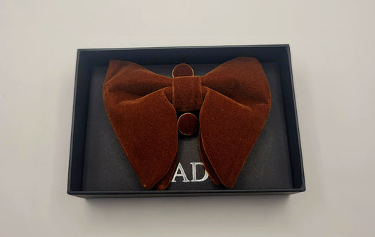 LADE Pre-Tied Velvet Bow Tie-Men- Bronzine Brown