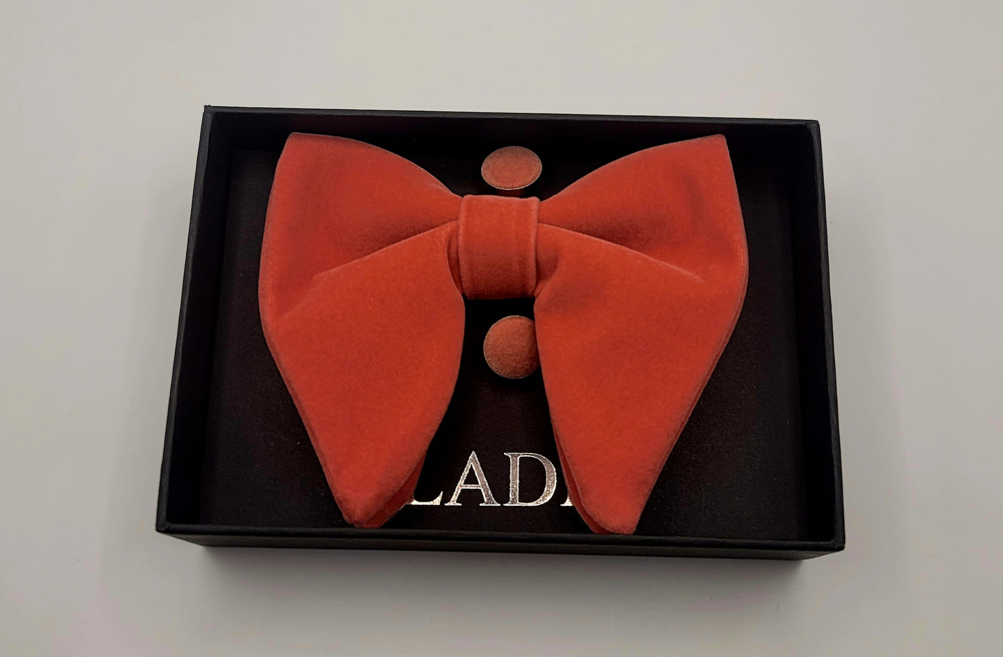 LADE Pre-Tied Velvet Bow Tie -Men- Peach