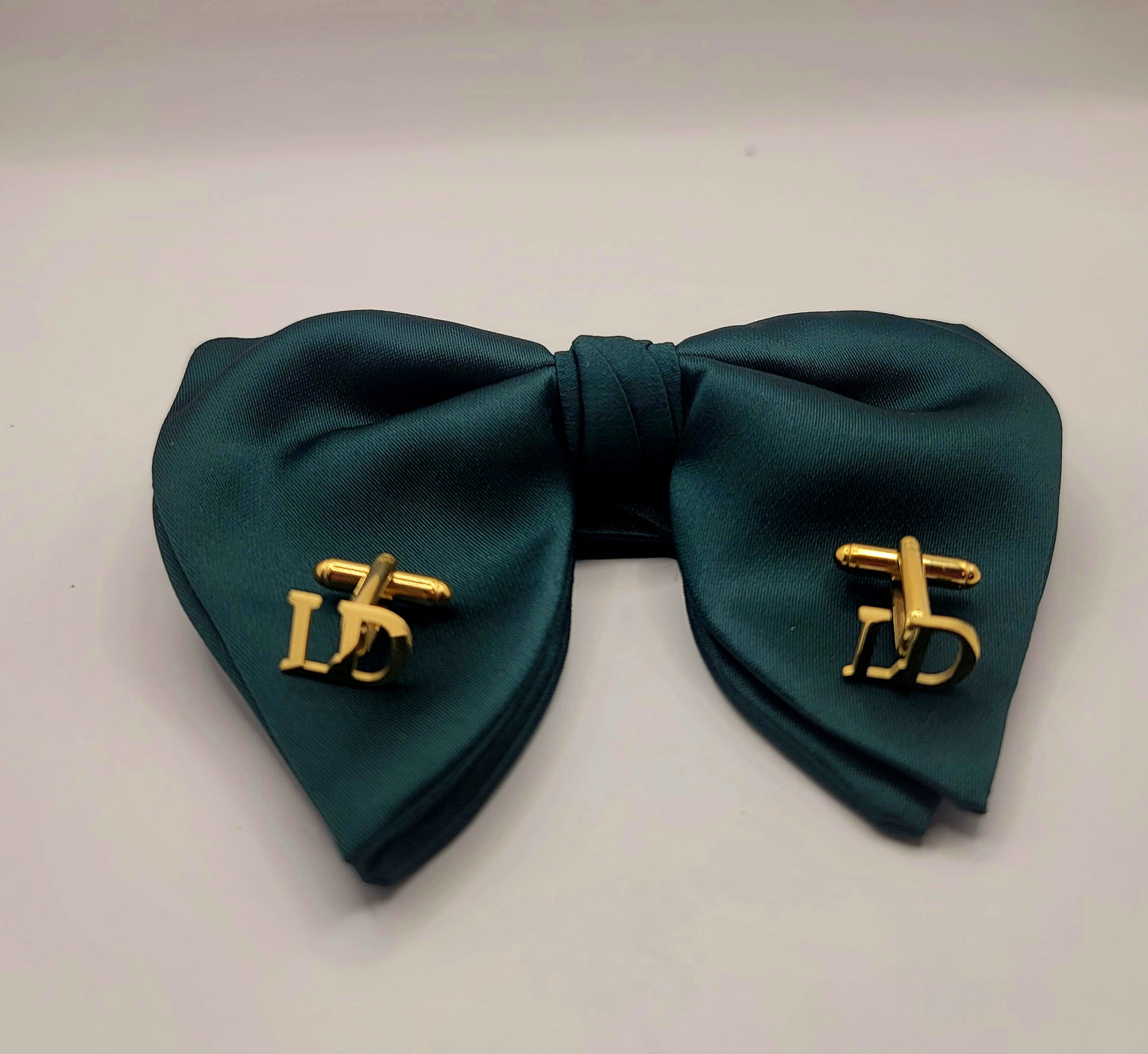 LADE Pre-Tied Silk Satin Bow Tie